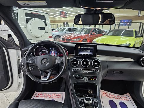 Used 2018 Mercedes-Benz C 300 Sedan w/ Premium Package image 28
