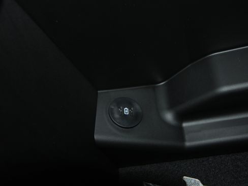 New 2025 Ford F150 XLT w/ Equipment Group 302A MID image 19