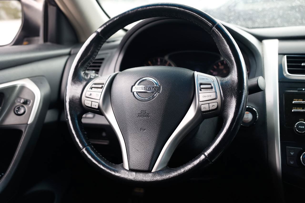 Used 2013 Nissan Altima 2.5 SL FWD image 27