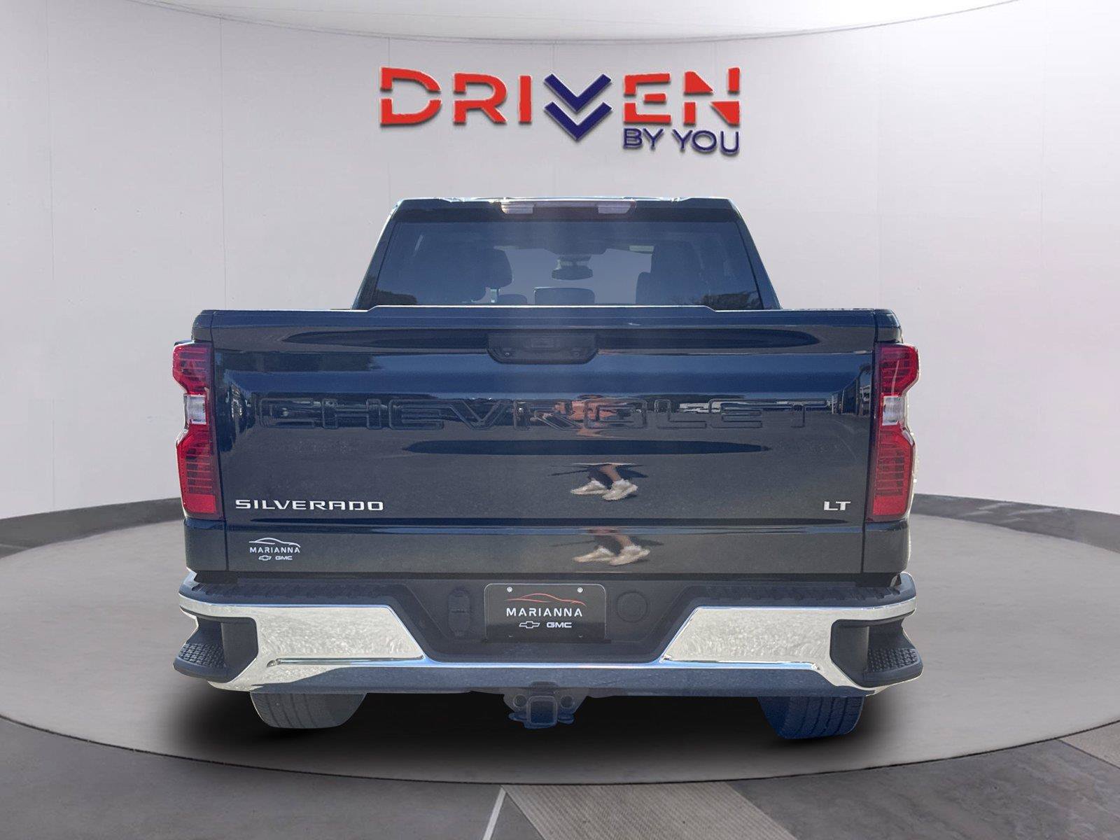 Used 2024 Chevrolet Silverado 1500 LT AWD/4WD image 5