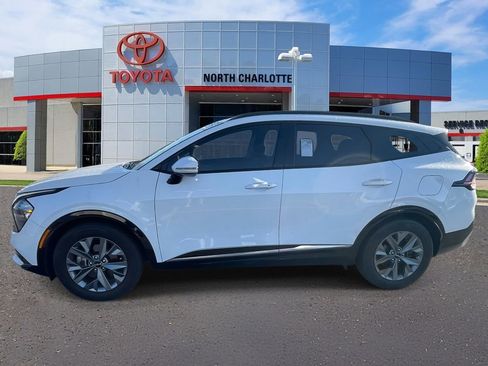 Used 2023 Kia Sportage SX image 7