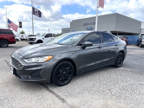 Used 2020 Ford Fusion S image 6