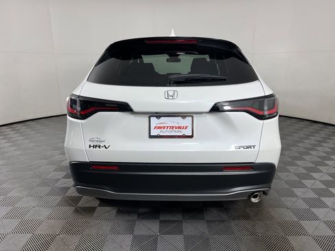 New 2026 Honda HR-V Sport image 4