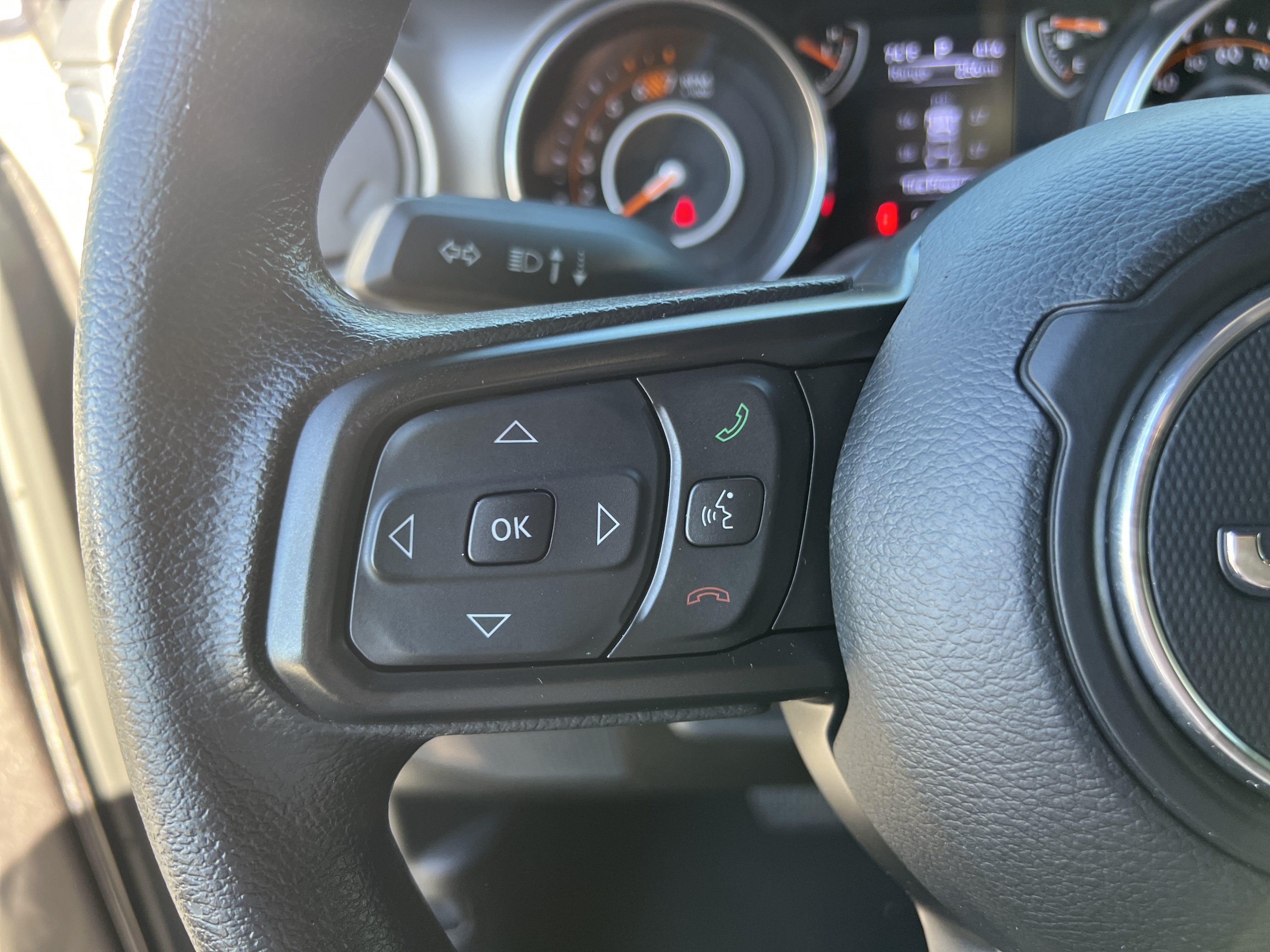 Used 2022 Jeep Wrangler Sport AWD/4WD image 26