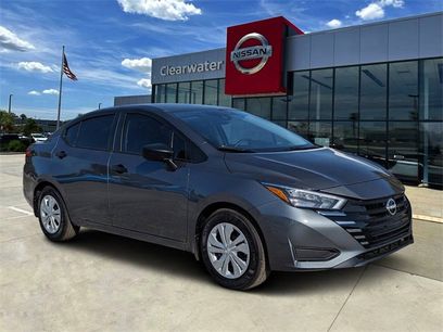 New 2025 Nissan Versa S w/ Trunk Package