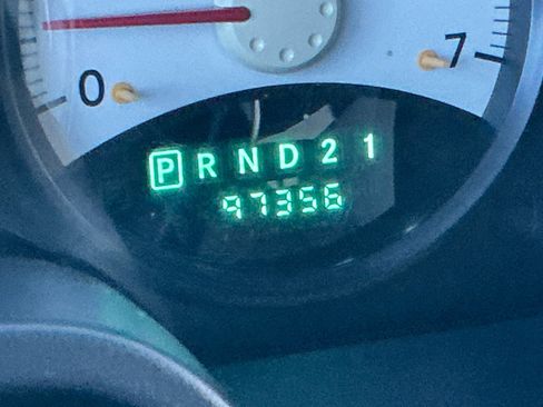 Used 2010 Dodge Dakota Big Horn image 11