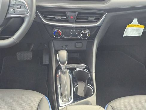 Used 2025 Buick Encore GX Sport Touring w/ Advanced Technology Package FWD image 18