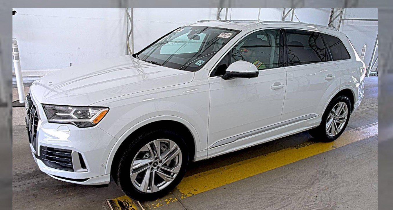 Used 2023 Audi Q7 2.0T Premium w/ Convenience Package AWD/4WD image 1