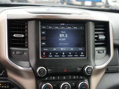 Used 2020 RAM 1500 Laramie AWD/4WD image 22