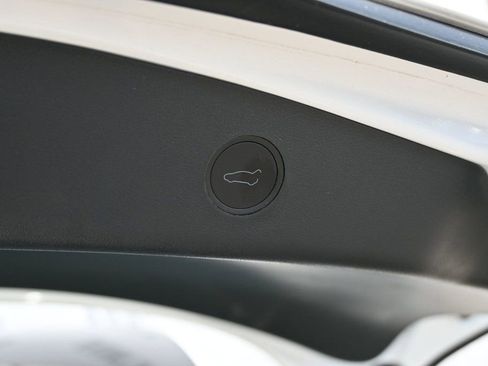 Used 2023 Tesla Model 3 Standard Range RWD image 17