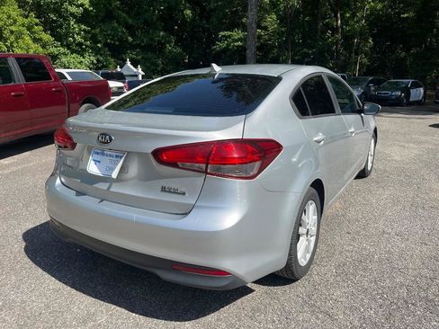 Used 2017 Kia Forte LX w/ LX Popular Package FWD image 8