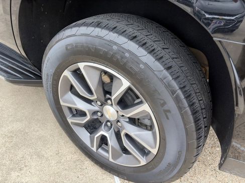 Used 2023 Chevrolet Tahoe LT w/ Luxury Package image 10