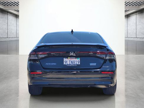 Used 2024 Honda Accord Touring image 7