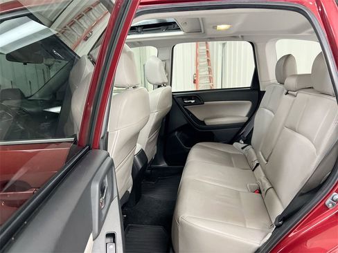 Used 2014 Subaru Forester 2.5i Limited image 23