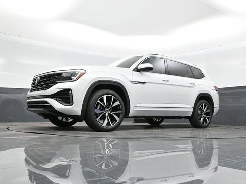 New 2026 Volkswagen Atlas SEL Premium R-Line image 28