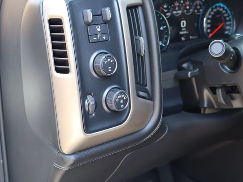 Used 2017 GMC Sierra 2500 Denali w/ Duramax Plus Package AWD/4WD image 24