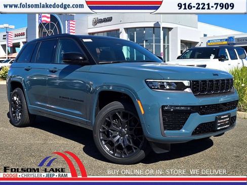 Used 2026 Jeep Grand Cherokee Summit w/ Obsidian Package AWD/4WD image 1