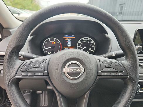 Certified 2024 Nissan Altima 2.5 S image 18