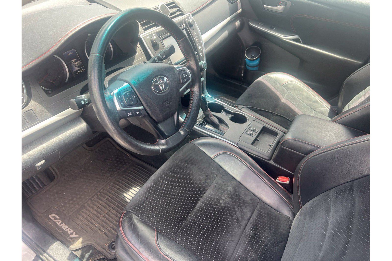 Used 2015 Toyota Camry XSE w/ Moonroof Package FWD image 6