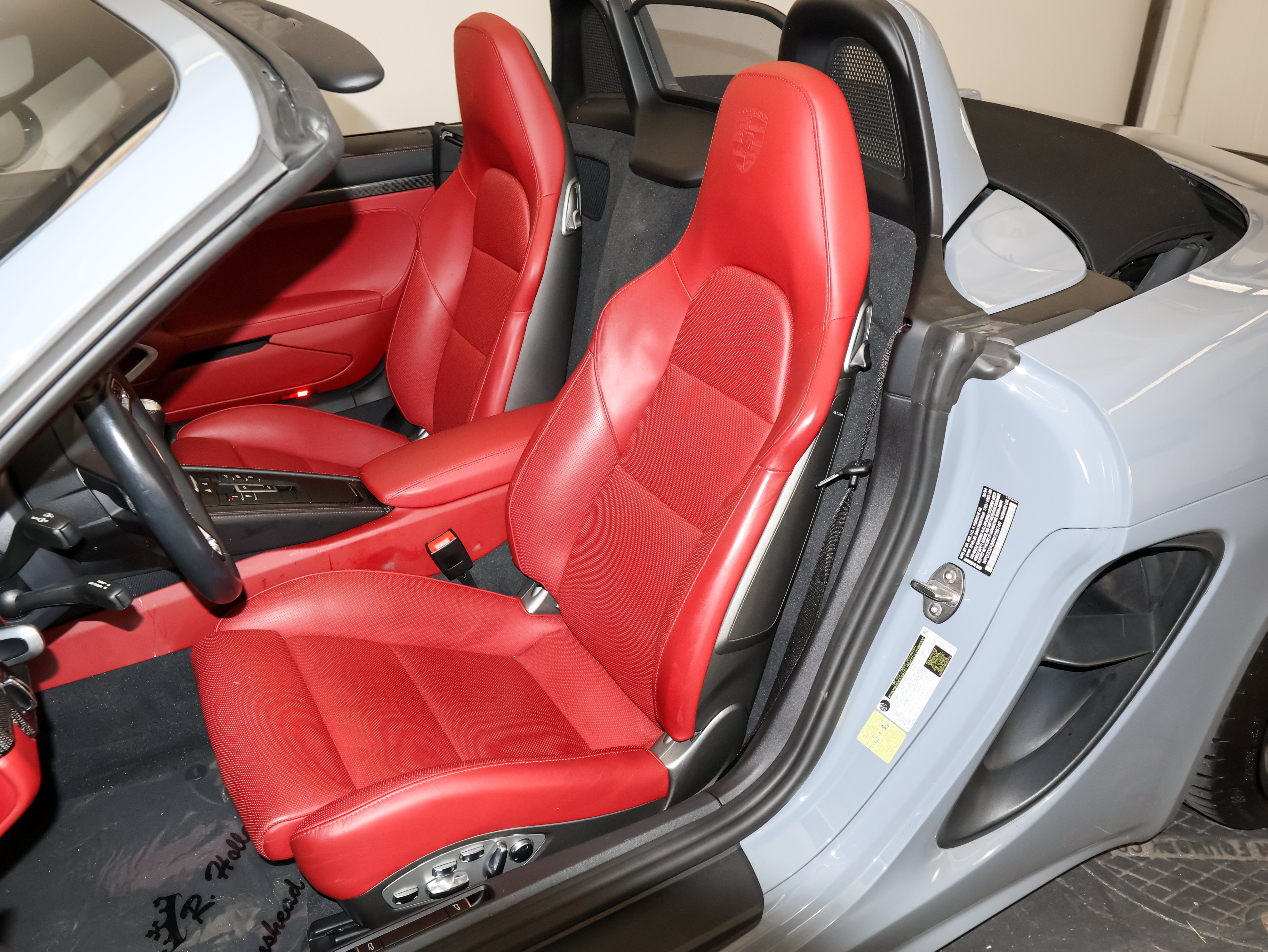 Used 2024 Porsche 718 Boxster GTS RWD image 14