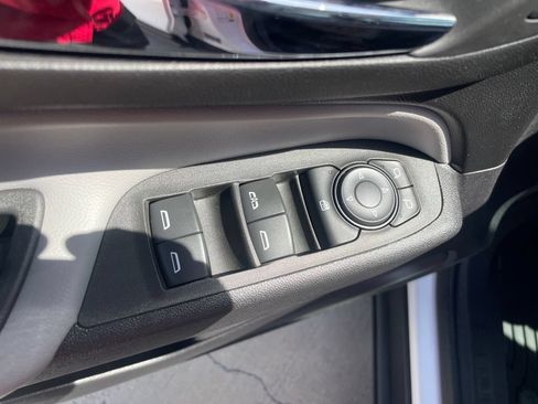 Used 2024 Chevrolet Equinox LS w/ LS Convenience Package FWD image 22