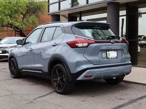 Used 2023 Nissan Kicks SR FWD image 9