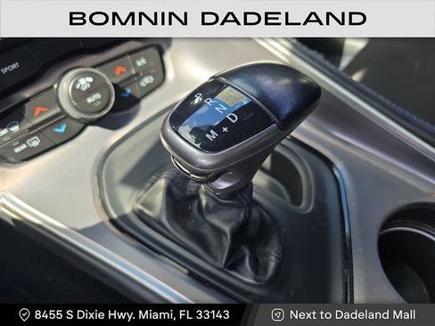 Used 2020 Dodge Challenger SXT image 21