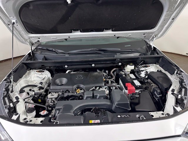 Used 2023 Toyota RAV4 LE AWD/4WD image 27