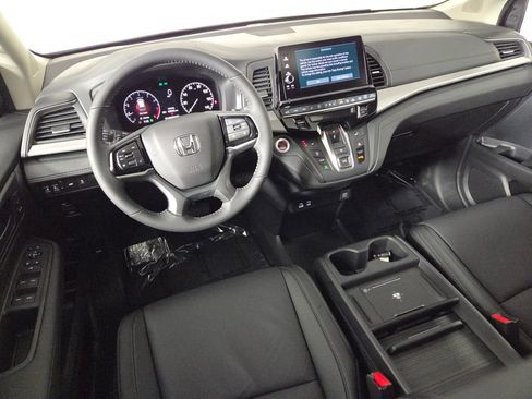 New 2026 Honda Odyssey EX-L image 13