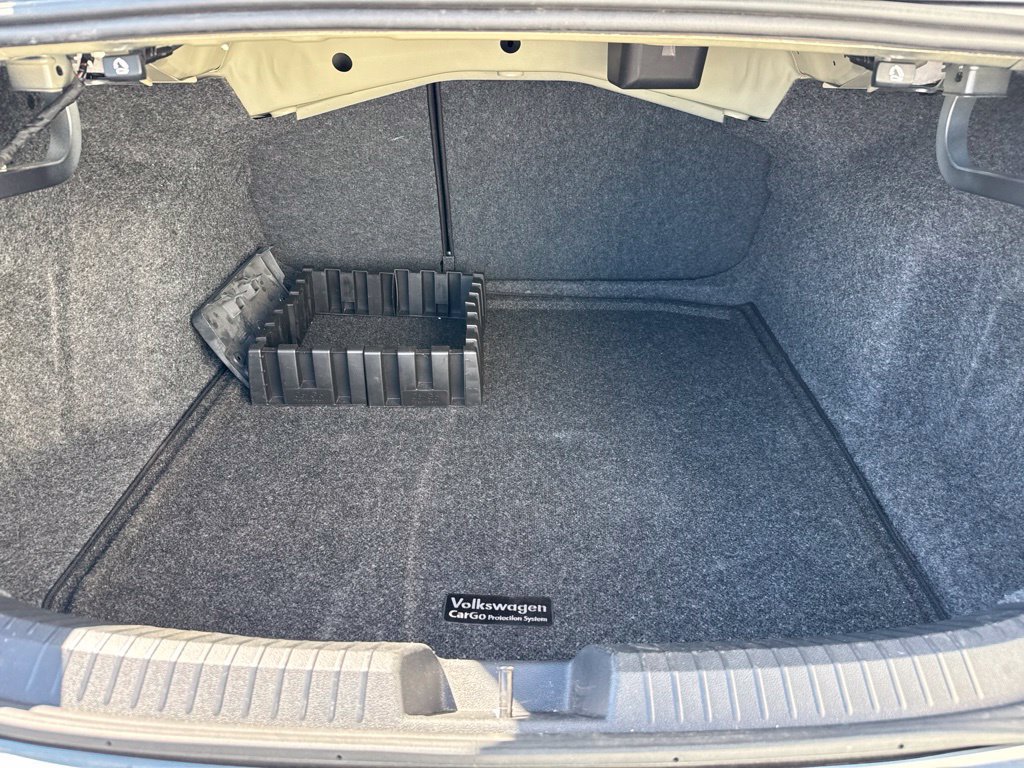 Certified 2025 Volkswagen Jetta S FWD image 11