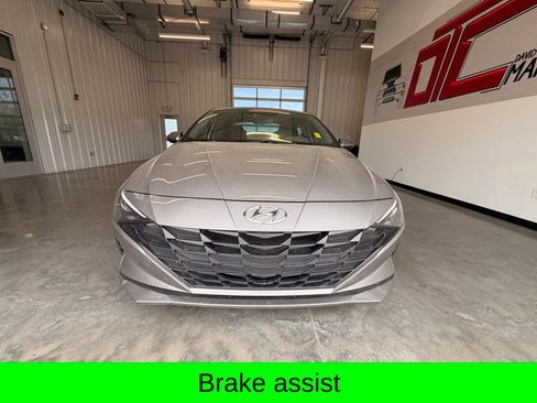 Used 2022 Hyundai Elantra SEL FWD image 8