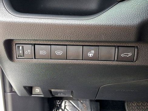 Certified 2023 Toyota RAV4 XLE w/ Convenience Package AWD/4WD image 17