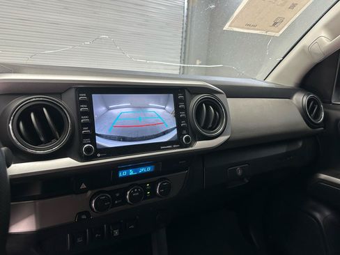 Used 2021 Toyota Tacoma SR5 RWD image 21