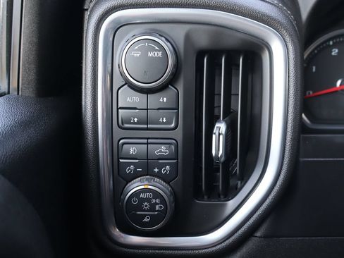 Used 2022 Chevrolet Silverado 3500 High Country w/ Safety Package II AWD/4WD image 29