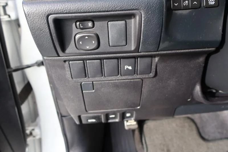 Used 2014 Lexus ES 350 w/ Premium Package FWD image 13