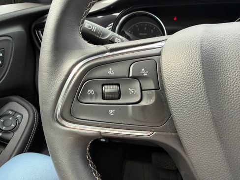 Used 2023 Buick Encore GX Preferred w/ Cold Weather Comfort Package FWD image 14
