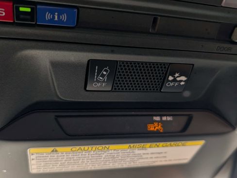 Used 2022 Subaru Impreza 2.0i Sport image 29