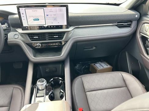 New 2026 Ford Explorer Platinum RWD image 14