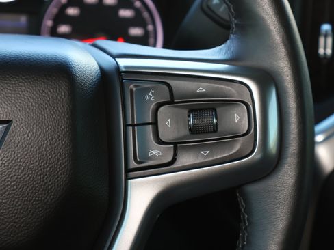 Used 2022 Chevrolet Silverado 2500 LT w/ Convenience Package image 16