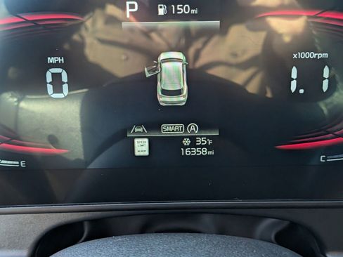 Used 2025 Kia Sportage X-Line w/ Premium Package image 28