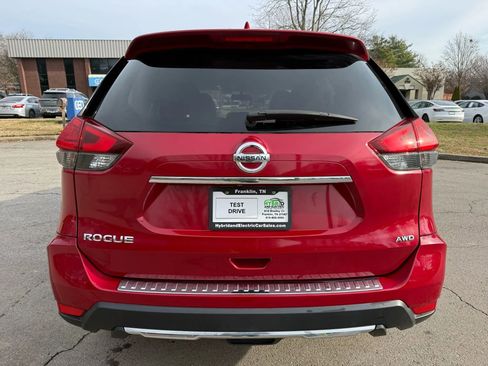 Used 2017 Nissan Rogue S w/ S Appearance Package image 10