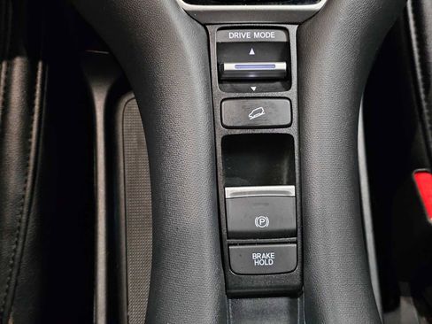 Used 2024 Honda HR-V Sport image 32