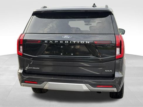 Used 2025 Ford Expedition Max Platinum w/ Driver's Package AWD/4WD image 5