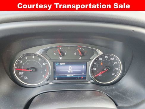 Used 2023 GMC Acadia SLE w/ Driver Convenience Package FWD image 23