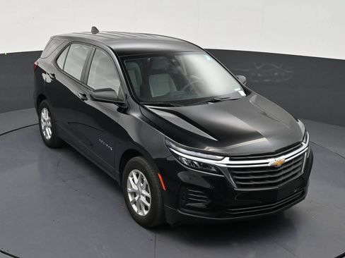 Used 2024 Chevrolet Equinox LS FWD image 17