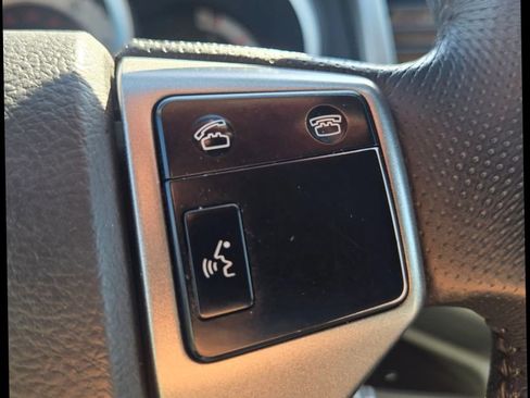 Used 2012 Toyota Tacoma PreRunner image 21