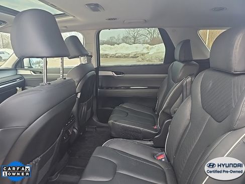 Used 2025 Hyundai Palisade SEL FWD image 6