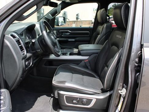 Used 2023 RAM 1500 Laramie AWD/4WD image 11
