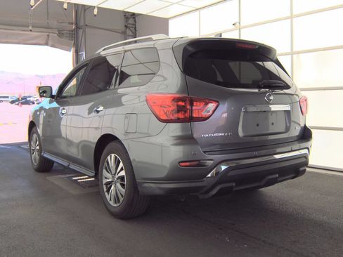 Used 2020 Nissan Pathfinder SL FWD image 6