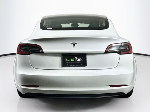 Used 2023 Tesla Model 3 Standard Range RWD image 7